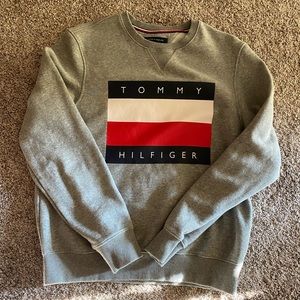 Men’s Tommy Hilfiger sweatshirt